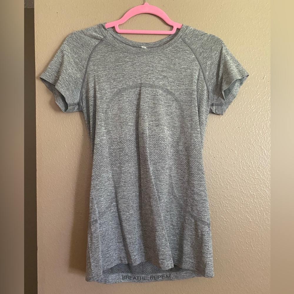 Grey lululemon swiftly tech